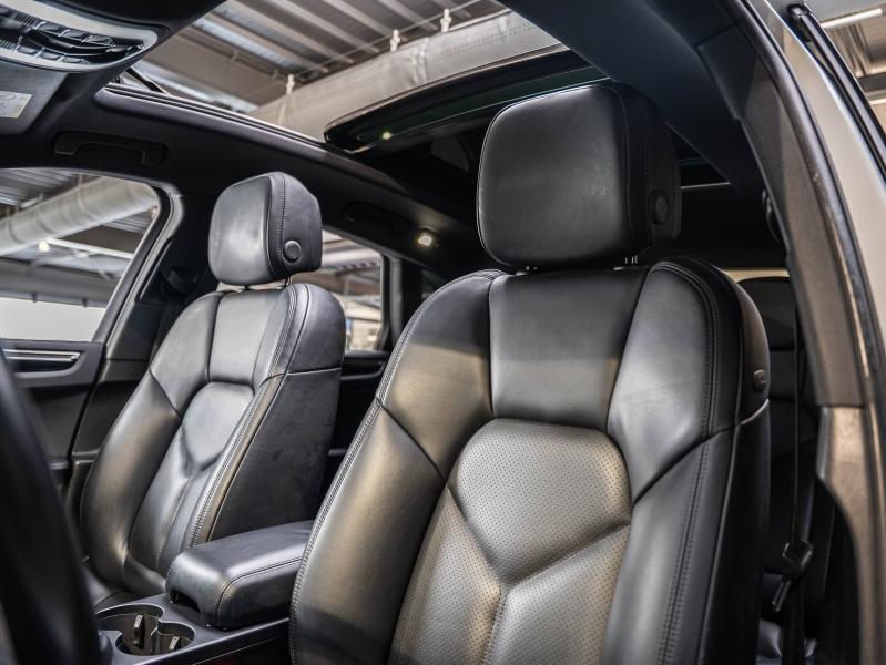 Voitures occasions PORSCHE MACAN S Champagne-au-Mont-d'Or