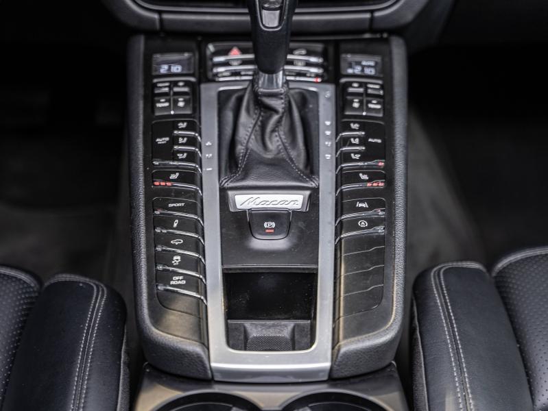 Voitures occasions PORSCHE MACAN S Champagne-au-Mont-d'Or