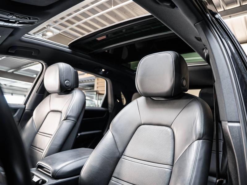 Voitures occasions PORSCHE CAYENNE E-Hybrid Champagne-au-Mont-d'Or