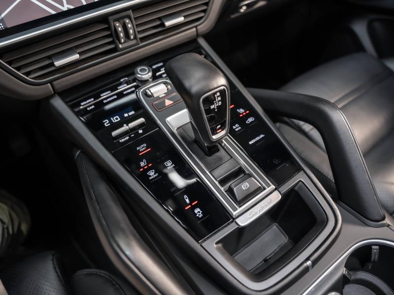 Voitures occasions PORSCHE CAYENNE E-Hybrid Champagne-au-Mont-d'Or