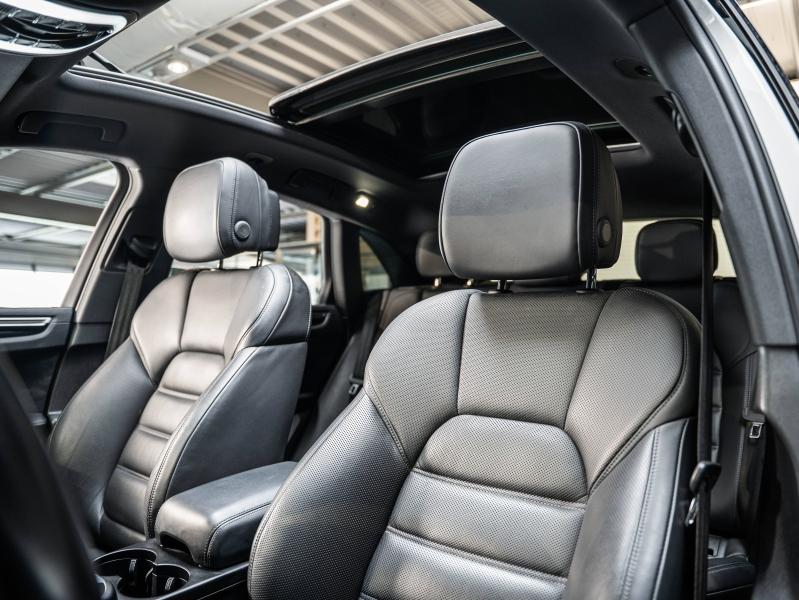 Voitures occasions PORSCHE MACAN S Champagne-au-Mont-d'Or