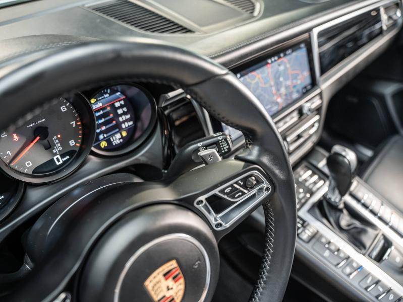 Voitures occasions PORSCHE MACAN S Champagne-au-Mont-d'Or