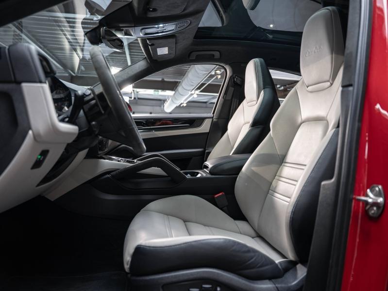 Voitures occasions PORSCHE Cayenne Coupe Turbo E-Hybrid Champagne-au-Mont-d'Or