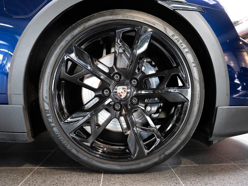 Voitures occasions PORSCHE Taycan Cross Turismo 4S Champagne-au-Mont-d'Or