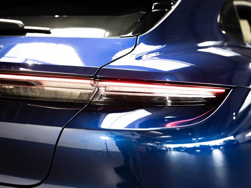 Voitures occasions PORSCHE Taycan Cross Turismo 4S Champagne-au-Mont-d'Or