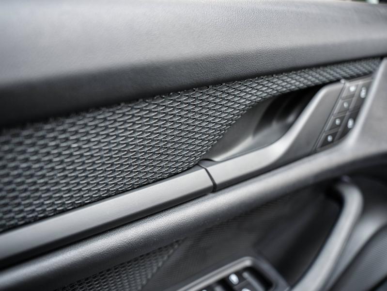 Voitures occasions PORSCHE Taycan Cross Turismo 4S Champagne-au-Mont-d'Or