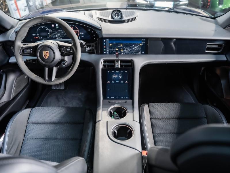Voitures occasions PORSCHE Taycan Cross Turismo 4S Champagne-au-Mont-d'Or