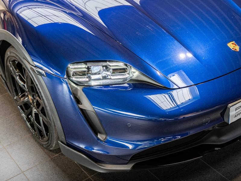 Voitures occasions PORSCHE Taycan Cross Turismo 4S Champagne-au-Mont-d'Or