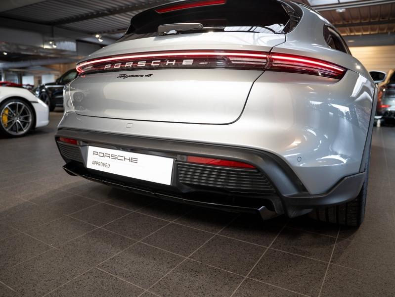 Voitures occasions PORSCHE Taycan Cross Turismo 4 Champagne-au-Mont-d'Or