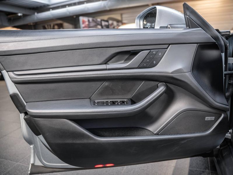 Voitures occasions PORSCHE Taycan Cross Turismo 4 Champagne-au-Mont-d'Or