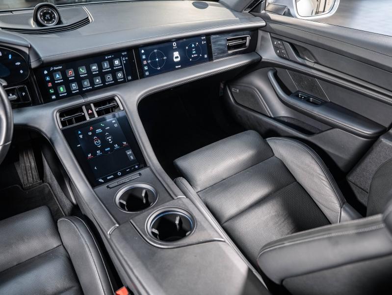 Voitures occasions PORSCHE Taycan Cross Turismo 4 Champagne-au-Mont-d'Or