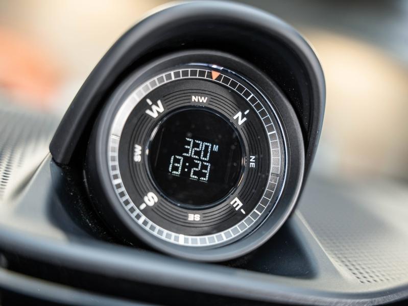 Voitures occasions PORSCHE Taycan Cross Turismo 4 Champagne-au-Mont-d'Or