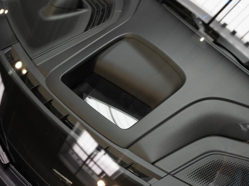 Voitures occasions PORSCHE Taycan Cross Turismo 4 Champagne-au-Mont-d'Or