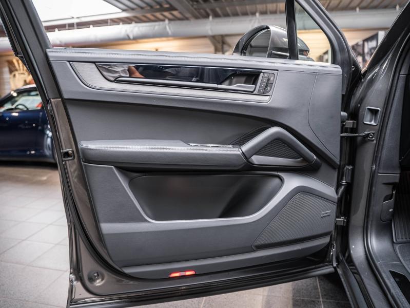 Voitures occasions PORSCHE CAYENNE Black Edition Champagne-au-Mont-d'Or