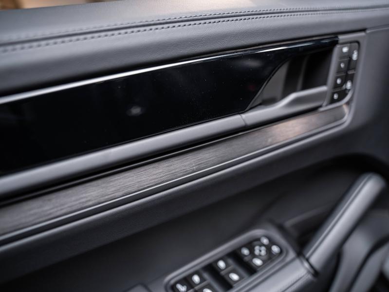 Voitures occasions PORSCHE CAYENNE Black Edition Champagne-au-Mont-d'Or