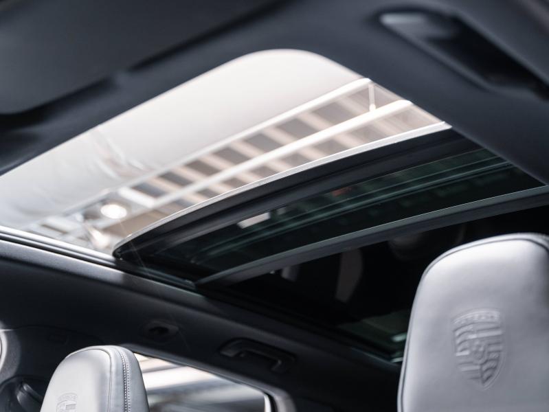 Voitures occasions PORSCHE CAYENNE Black Edition Champagne-au-Mont-d'Or