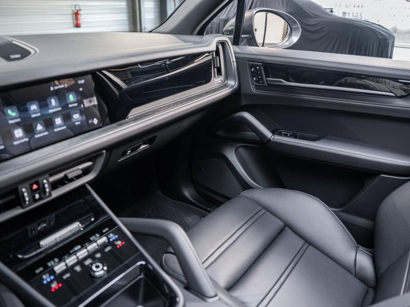 Voitures occasions PORSCHE CAYENNE Black Edition Champagne-au-Mont-d'Or