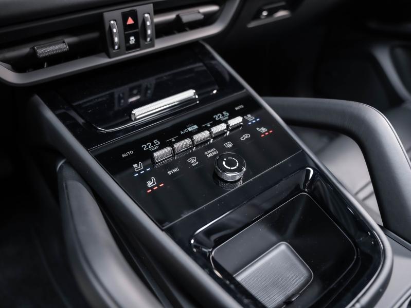 Voitures occasions PORSCHE CAYENNE Black Edition Champagne-au-Mont-d'Or