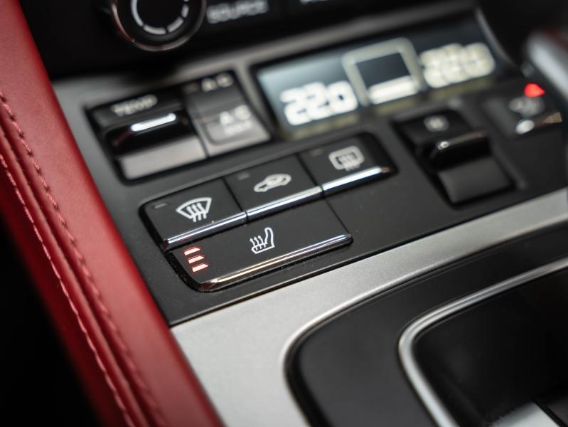 Voitures occasions PORSCHE 718 Spyder Base Champagne-au-Mont-d'Or