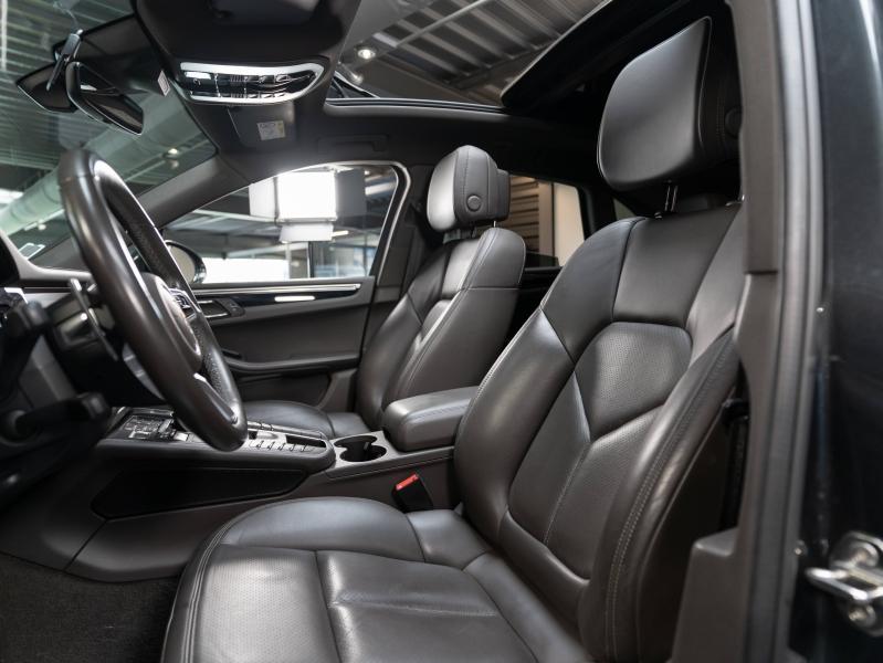 Voitures occasions PORSCHE MACAN S Champagne-au-Mont-d'Or