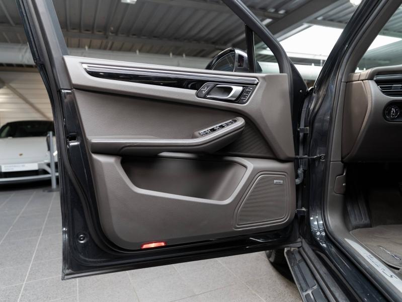 Voitures occasions PORSCHE MACAN S Champagne-au-Mont-d'Or