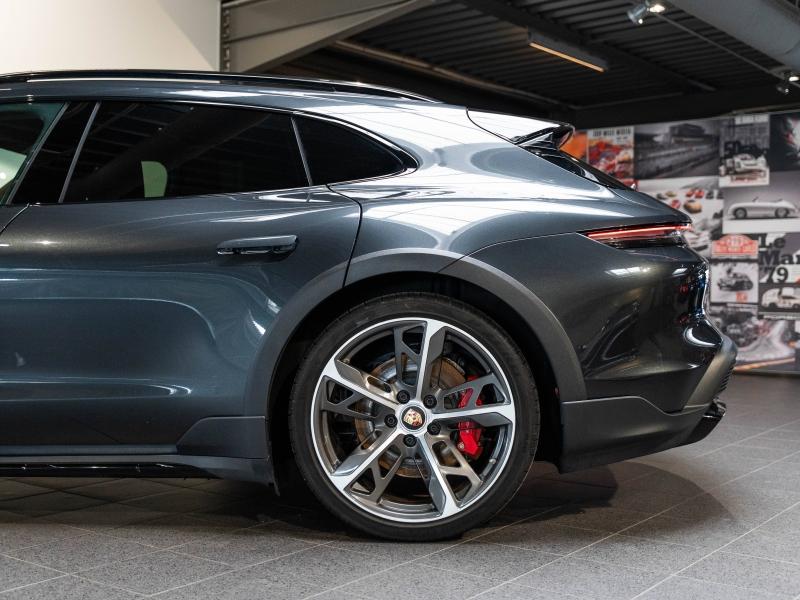 Voitures occasions PORSCHE Taycan Cross Turismo 4S Champagne-au-Mont-d'Or