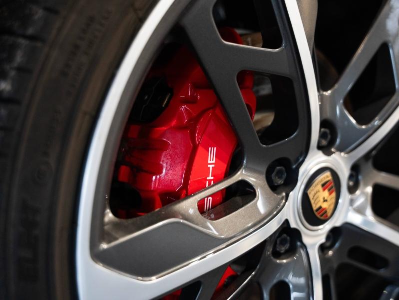 Voitures occasions PORSCHE Taycan Cross Turismo 4S Champagne-au-Mont-d'Or