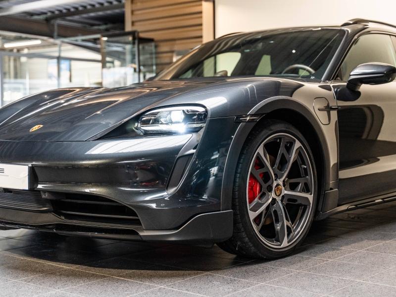 Voitures occasions PORSCHE Taycan Cross Turismo 4S Champagne-au-Mont-d'Or