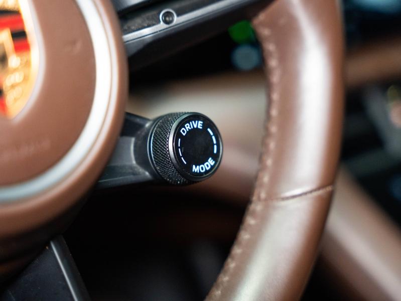 Voitures occasions PORSCHE Taycan Cross Turismo 4S Champagne-au-Mont-d'Or