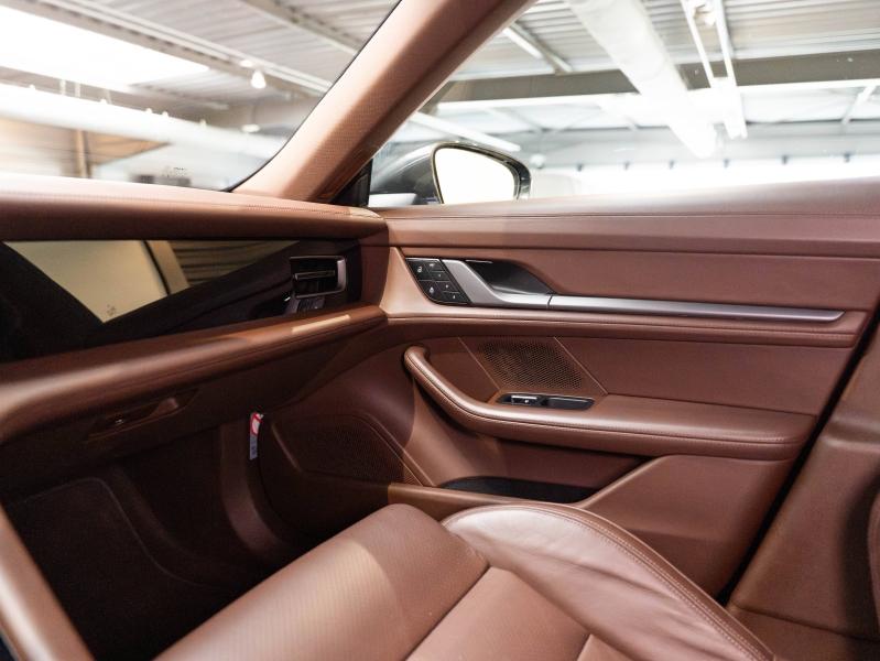 Voitures occasions PORSCHE Taycan Cross Turismo 4S Champagne-au-Mont-d'Or