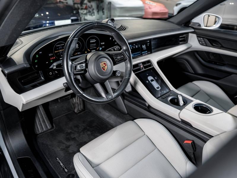 Voitures occasions PORSCHE Taycan 4S Champagne-au-Mont-d'Or