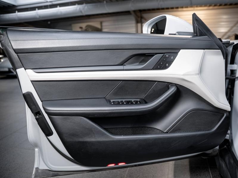 Voitures occasions PORSCHE Taycan Cross Turismo 4S Champagne-au-Mont-d'Or