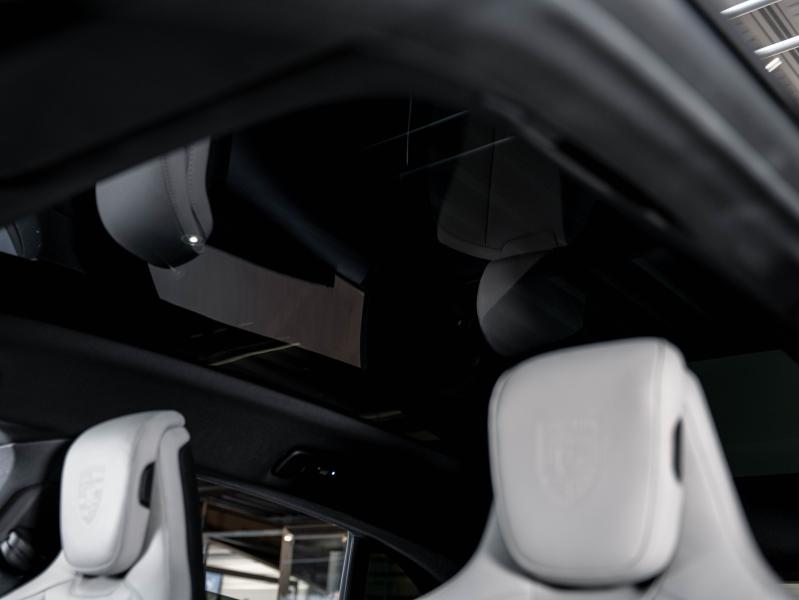 Voitures occasions PORSCHE Taycan 4S Champagne-au-Mont-d'Or