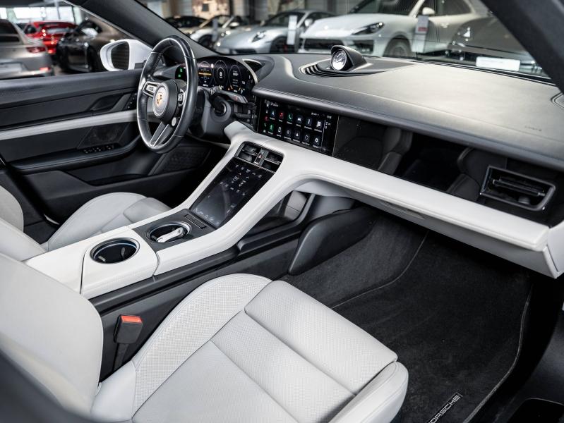 Voitures occasions PORSCHE Taycan 4S Champagne-au-Mont-d'Or