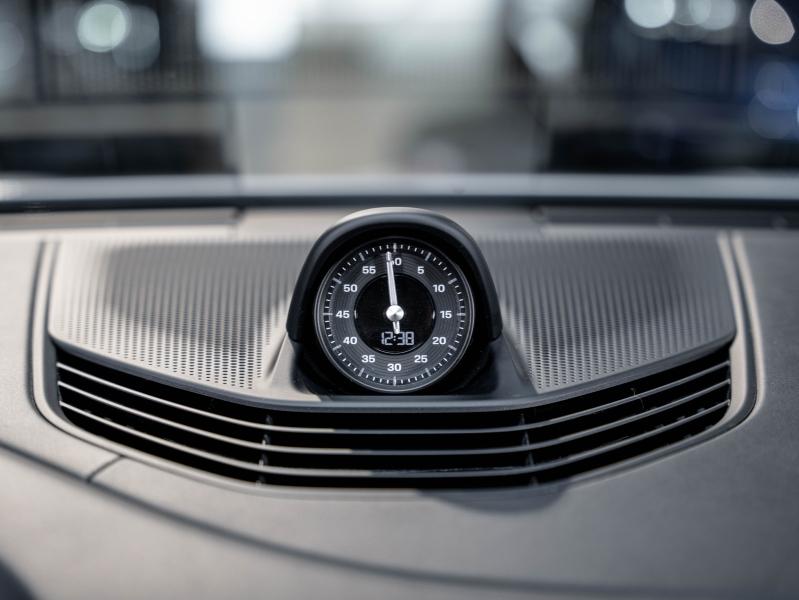 Voitures occasions PORSCHE Taycan Cross Turismo 4S Champagne-au-Mont-d'Or