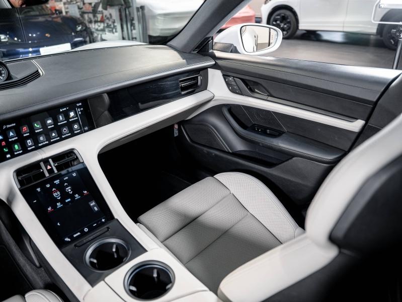 Voitures occasions PORSCHE Taycan 4S Champagne-au-Mont-d'Or