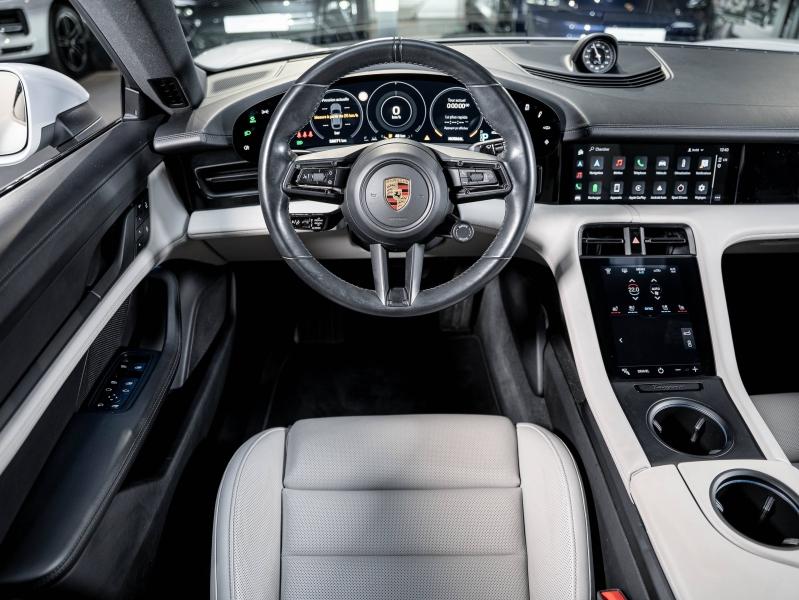 Voitures occasions PORSCHE Taycan 4S Champagne-au-Mont-d'Or