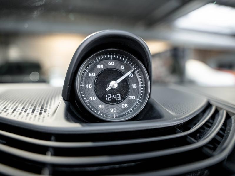 Voitures occasions PORSCHE Taycan 4S Champagne-au-Mont-d'Or