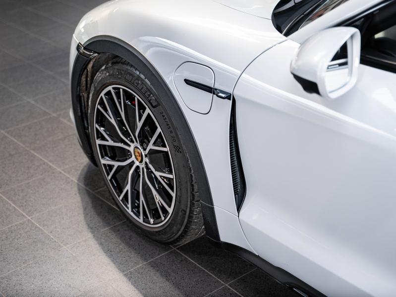 Voitures occasions PORSCHE Taycan 4S Champagne-au-Mont-d'Or