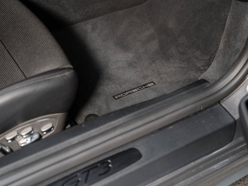 Voitures occasions PORSCHE 911 Coupe GT3 Champagne-au-Mont-d'Or