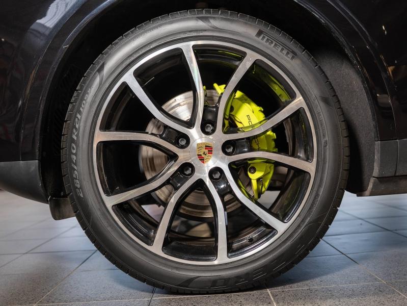 Voitures occasions PORSCHE CAYENNE E-Hybrid Champagne-au-Mont-d'Or