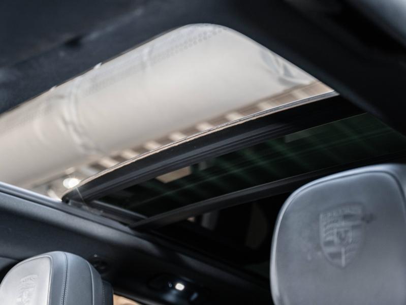 Voitures occasions PORSCHE CAYENNE E-Hybrid Champagne-au-Mont-d'Or