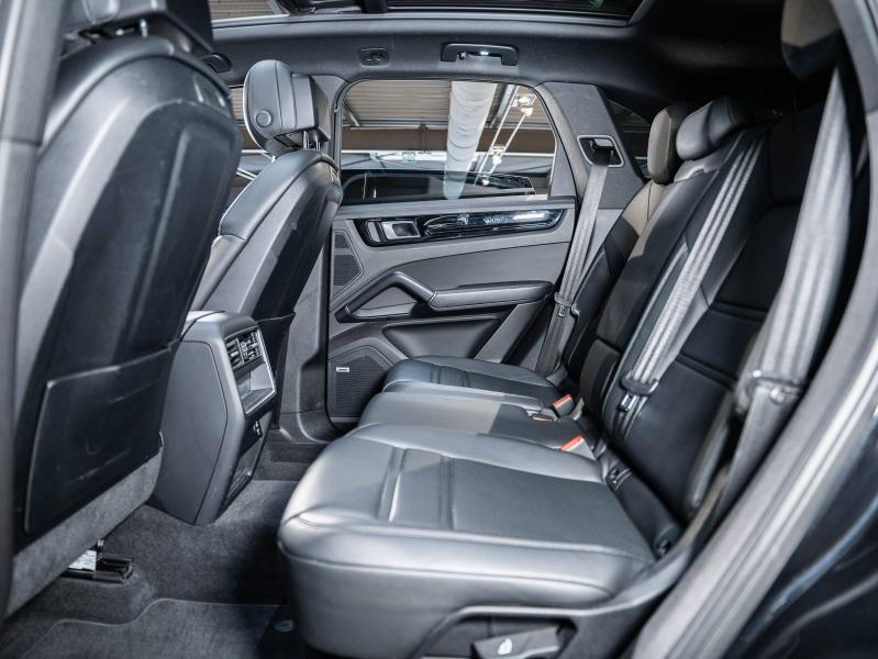 Voitures occasions PORSCHE CAYENNE E-Hybrid Champagne-au-Mont-d'Or