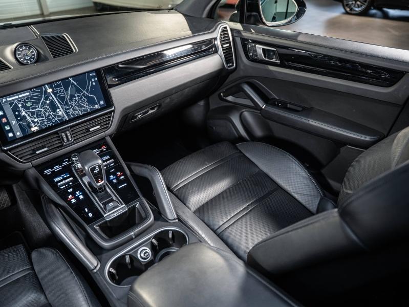 Voitures occasions PORSCHE CAYENNE E-Hybrid Champagne-au-Mont-d'Or