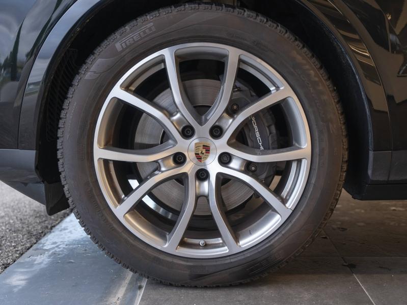 Voitures occasions PORSCHE CAYENNE E-Hybrid Champagne-au-Mont-d'Or