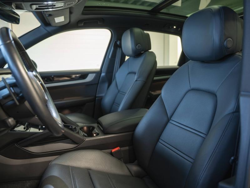 Voitures occasions PORSCHE CAYENNE E-Hybrid Champagne-au-Mont-d'Or