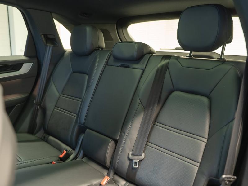 Voitures occasions PORSCHE CAYENNE E-Hybrid Champagne-au-Mont-d'Or