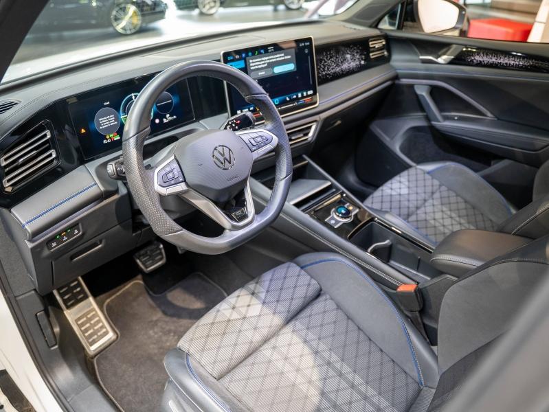 Voitures occasions VOLKSWAGEN TIGUAN R-Line Champagne-au-Mont-d'Or