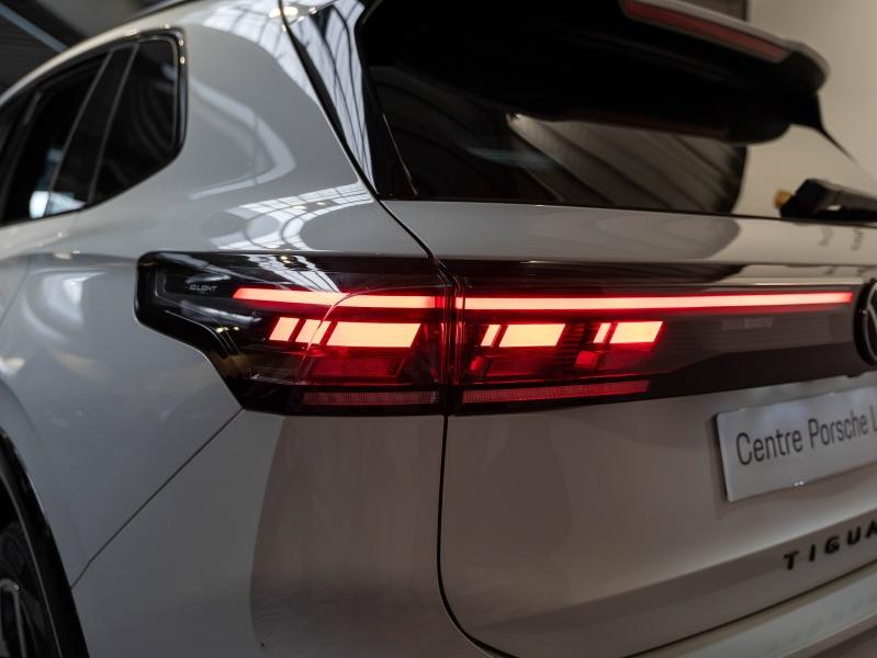 Voitures occasions VOLKSWAGEN TIGUAN R-Line Champagne-au-Mont-d'Or