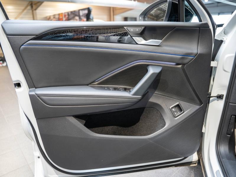 Voitures occasions VOLKSWAGEN TIGUAN R-Line Champagne-au-Mont-d'Or